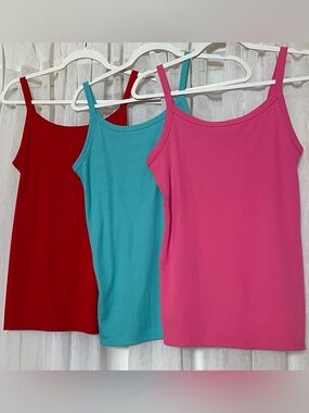 Clothing Bundle of 3 Ribbed Tank Tops — Red, Blue, Pink